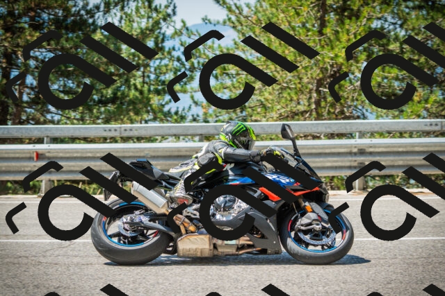 202508091139-DSC04054_c1_