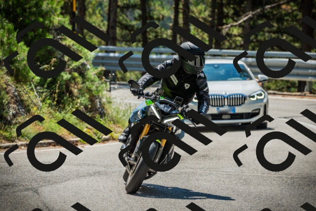 202508091146-DSC04126_c1_