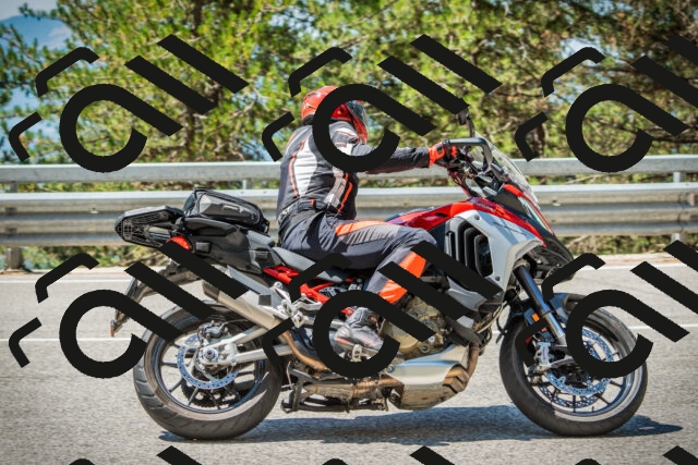 202508091146-DSC04140_c1_