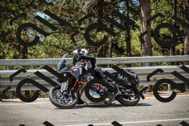 202508091152-DSC04238_c1_