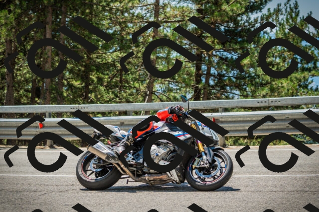 202508091238-DSC04820_c1_