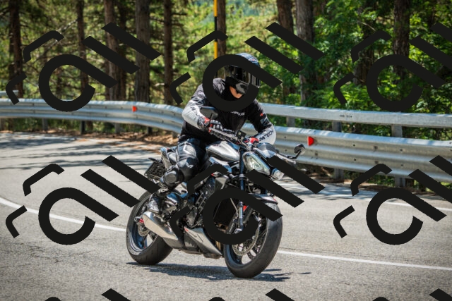 202508091253-DSC04997_c1_