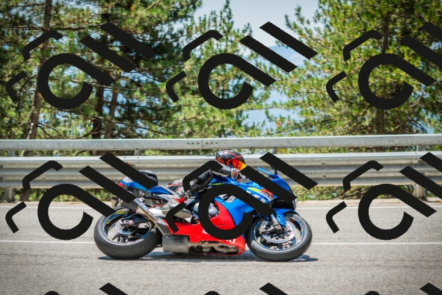 202508091256-DSC05013_c1_