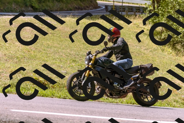 202508091120-_DSC5875_d1_