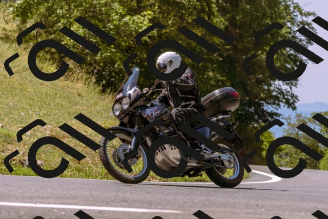 202508091132-_DSC5960_d1_