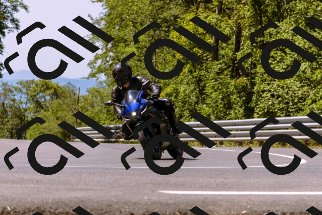 202508091152-_DSC6058_d1_