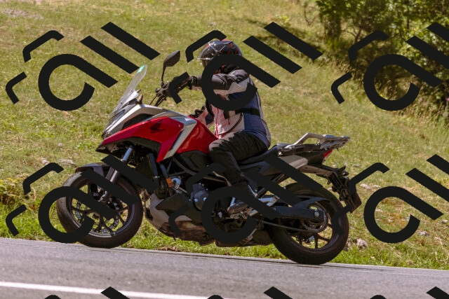 202508091203-_DSC6112_d1_