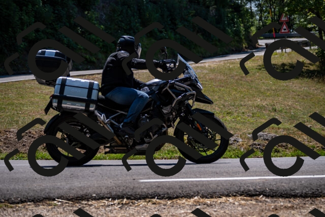 202508091324-_DSC2045_d2_