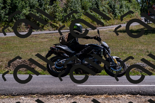 202508091510-_DSC2306_d2_