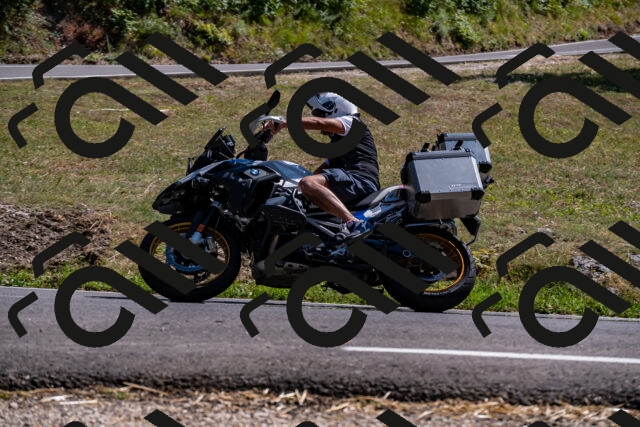 202508091537-_DSC2399_d2_