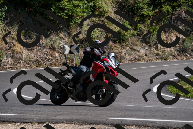 202508091558-_DSC2462_d2_