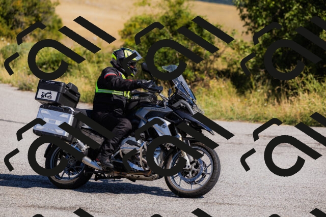 202508091026-_04A9249_c3