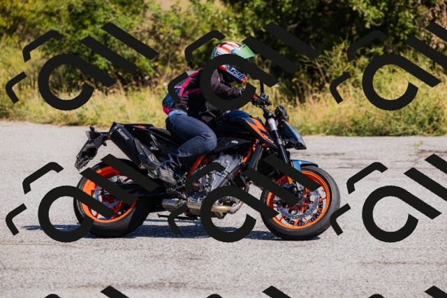 202508091041-_04A9280_c3