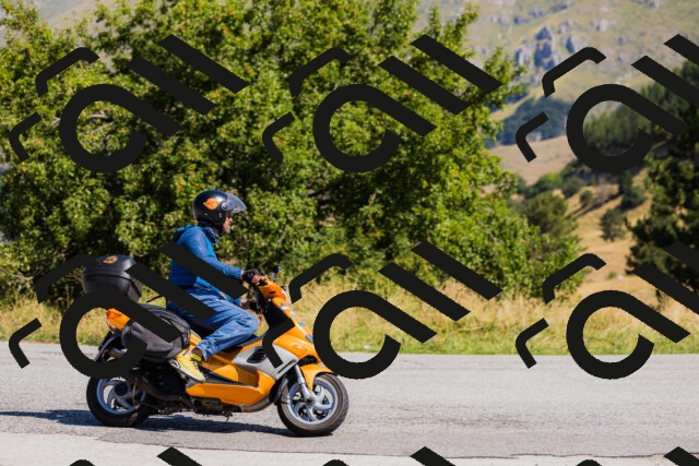 202508091103-_04A9324_c3