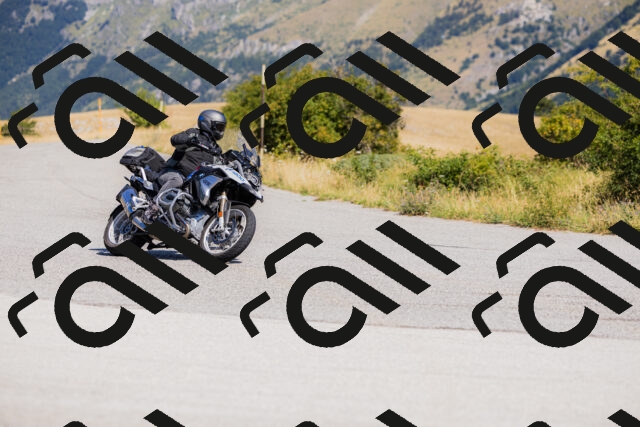 202508091109-_04A9351_c3