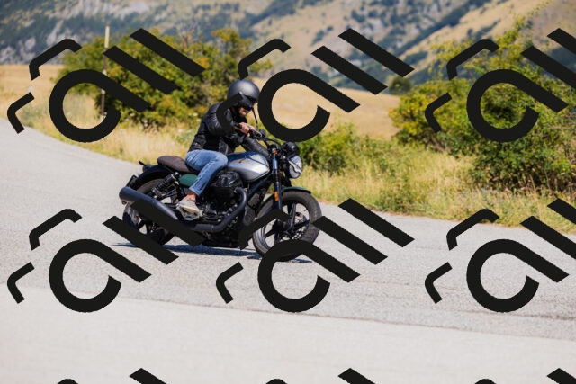 202508091204-_04A9753_c3