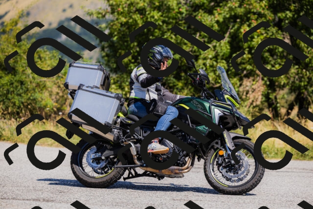 202508091204-_04A9757_c3