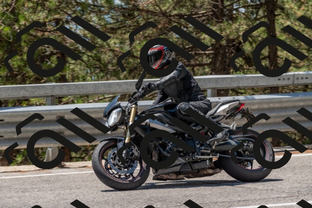 202508091305-DSC_2915_c4_