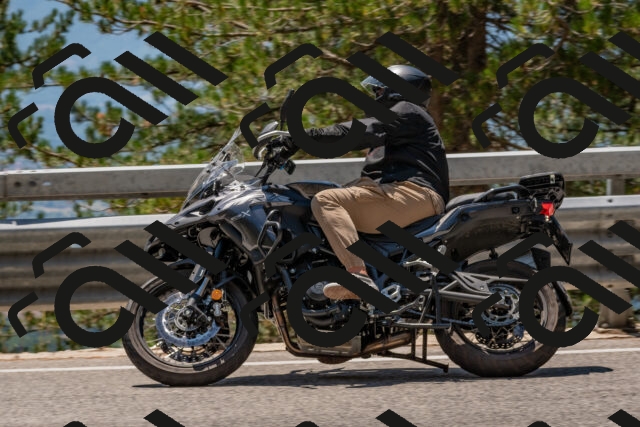 202508091312-DSC_2983_c4_