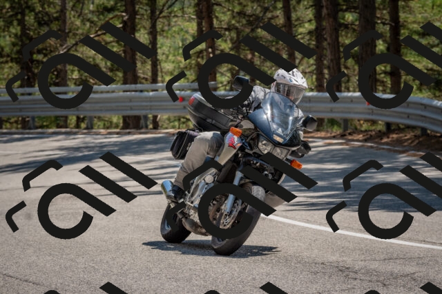 202508091400-DSC_3248_c4_