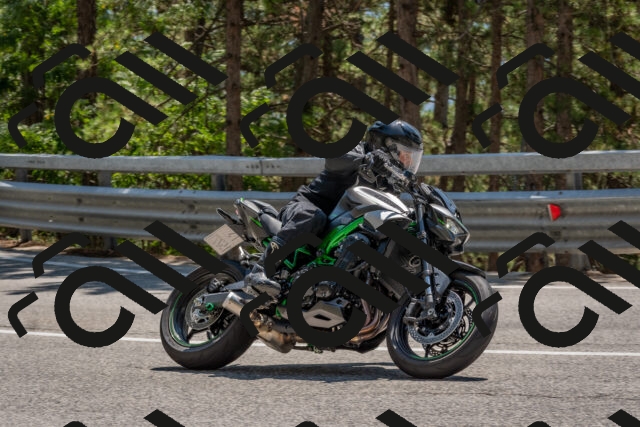 202508091407-DSC_3321_c4_