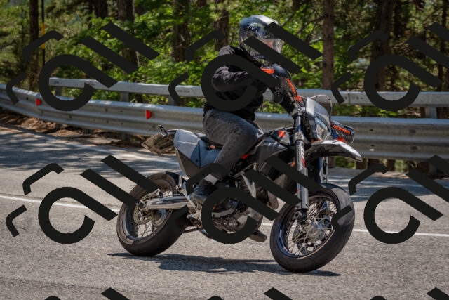 202508091412-DSC_3366_c4_