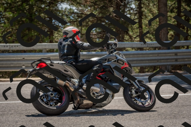 202508091421-DSC_3412_c4_