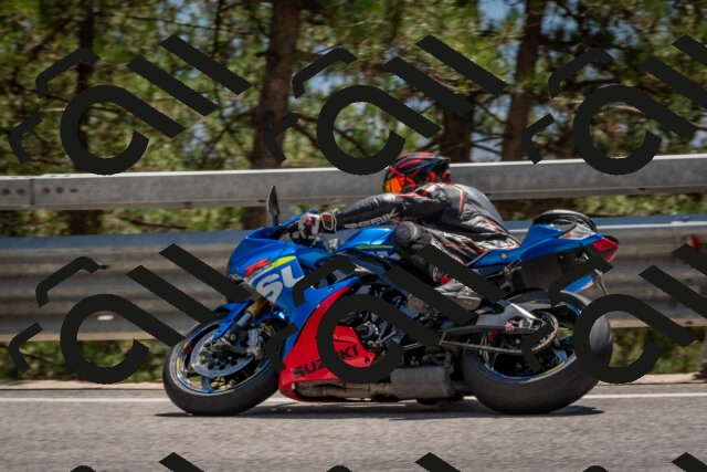 202508091424-DSC_3457_c4_