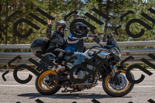 202508091431-DSC_3513_c4_