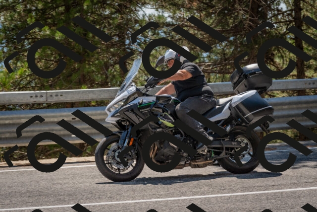 202508091432-DSC_3520_c4_