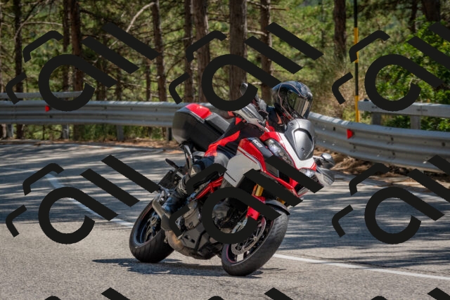 202508091458-DSC_3669_c4_