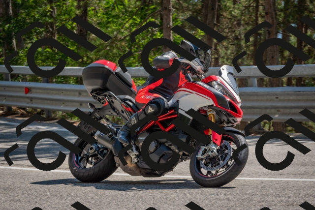 202508091458-DSC_3670_c4_