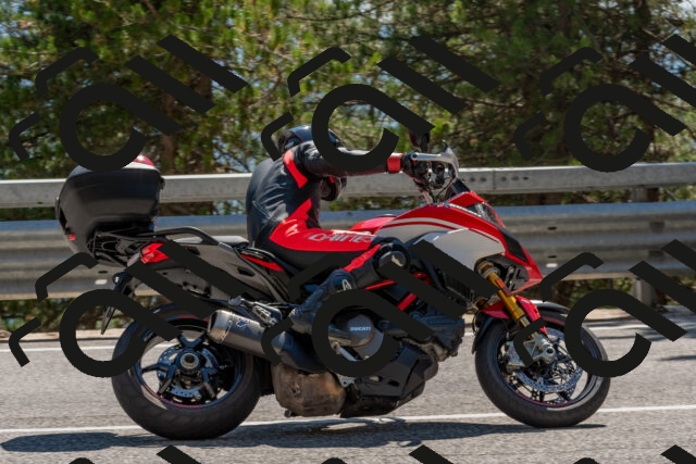 202508091458-DSC_3672_c4_