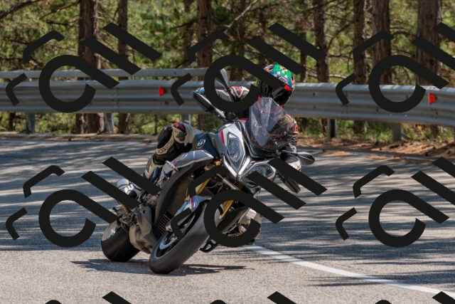 202508091458-DSC_3673_c4_