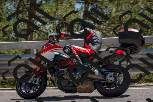 202508091505-DSC_3703_c4_