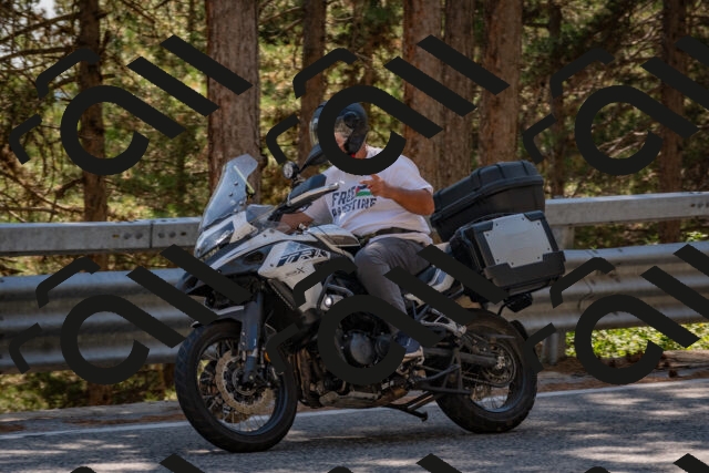 202508091511-DSC_3741_c4_