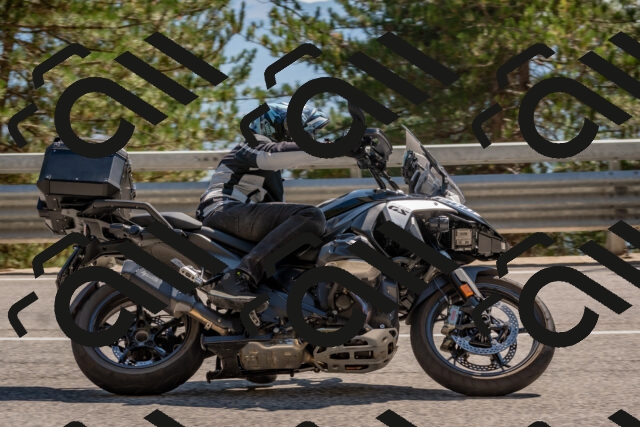 202508091526-DSC_3829_c4_