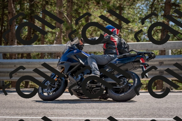 202508091527-DSC_3834_c4_