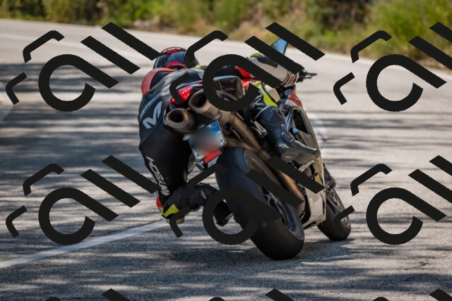 202508091528-DSC_3849_c4_