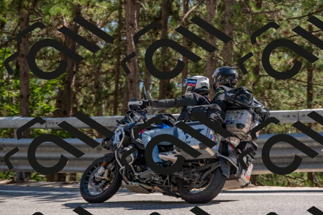 202508091537-DSC_3898_c4_