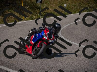 20250810112121-_5002528_am_