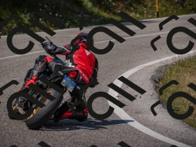 20250810122424-_5003604_am_