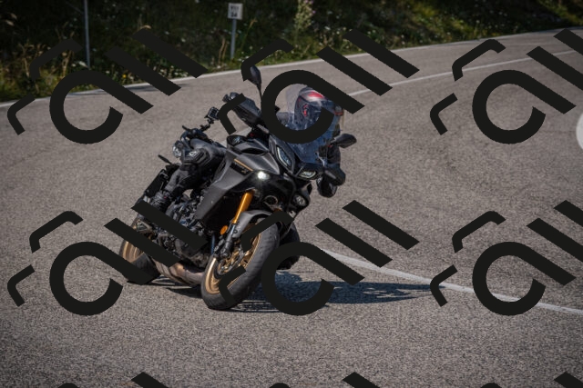 20250810123130-_5003650_am_