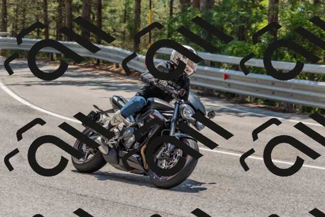 202508101258-DSC_4163_c4_