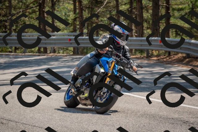 202508101431-DSC_4805_c4_