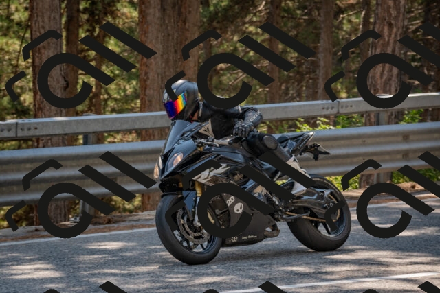 202508101510-DSC_5097_c4_