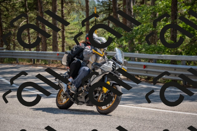 202508101512-DSC_5106_c4_