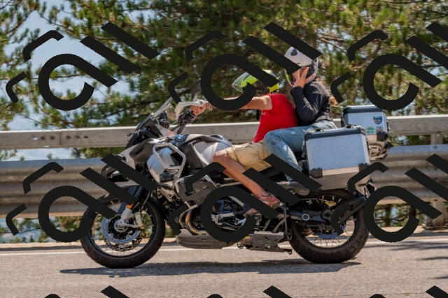 202508101534-DSC_5345_c4_