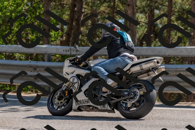 202508101539-DSC_5406_c4_