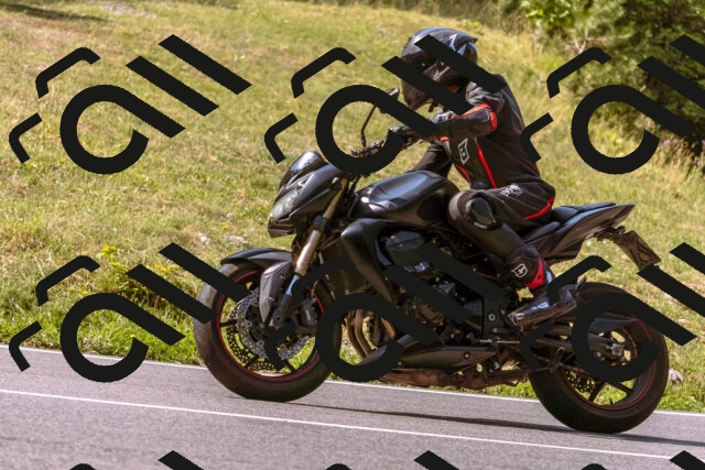 202508101050-_DSC6245_d1_